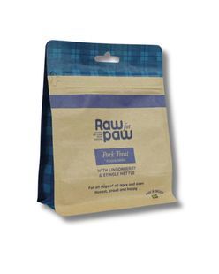 Сублімовані Ласощі для собак з Свинини, брусниці та кропиви Freeze-Dried Raw for Paw, 50 г 264945 фото